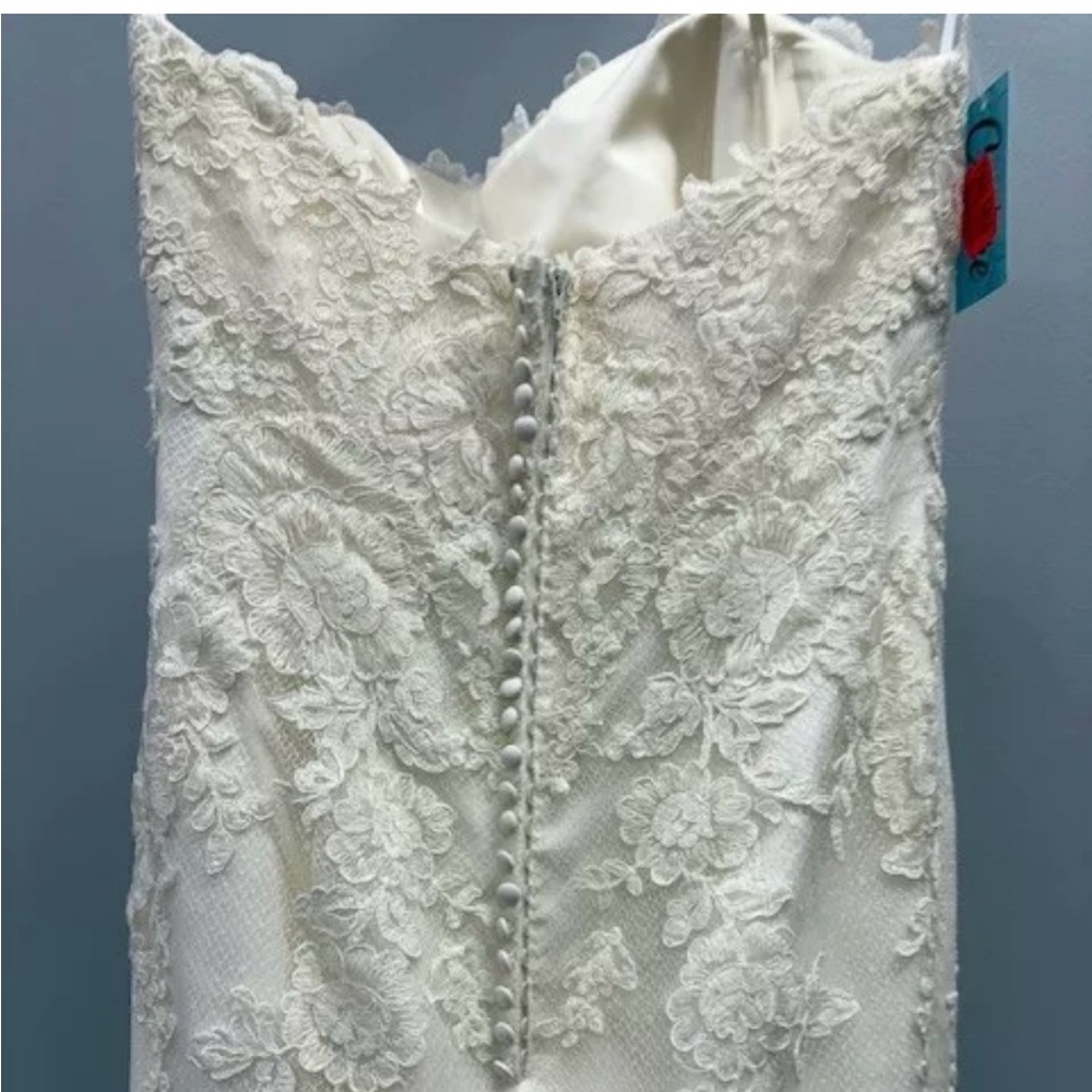 Ivory Lace Couture Dress - Picture 3 of 10